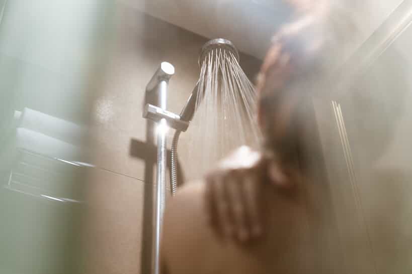 Steamy Shower.2103311200021